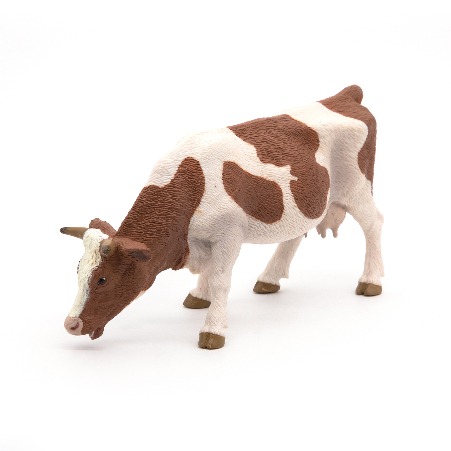 KRÁVA SIMMENTAL PASOUCÍ